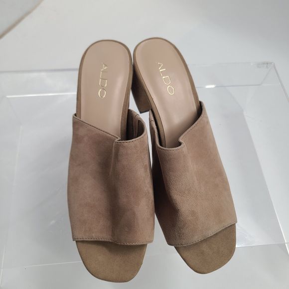 Aldo Light Beige Suede‎ Sandal Block Heel Woman's US Size 9 - Picture 1 of 9